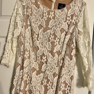 Adrianna Papell quarter sleeve knee length dress.